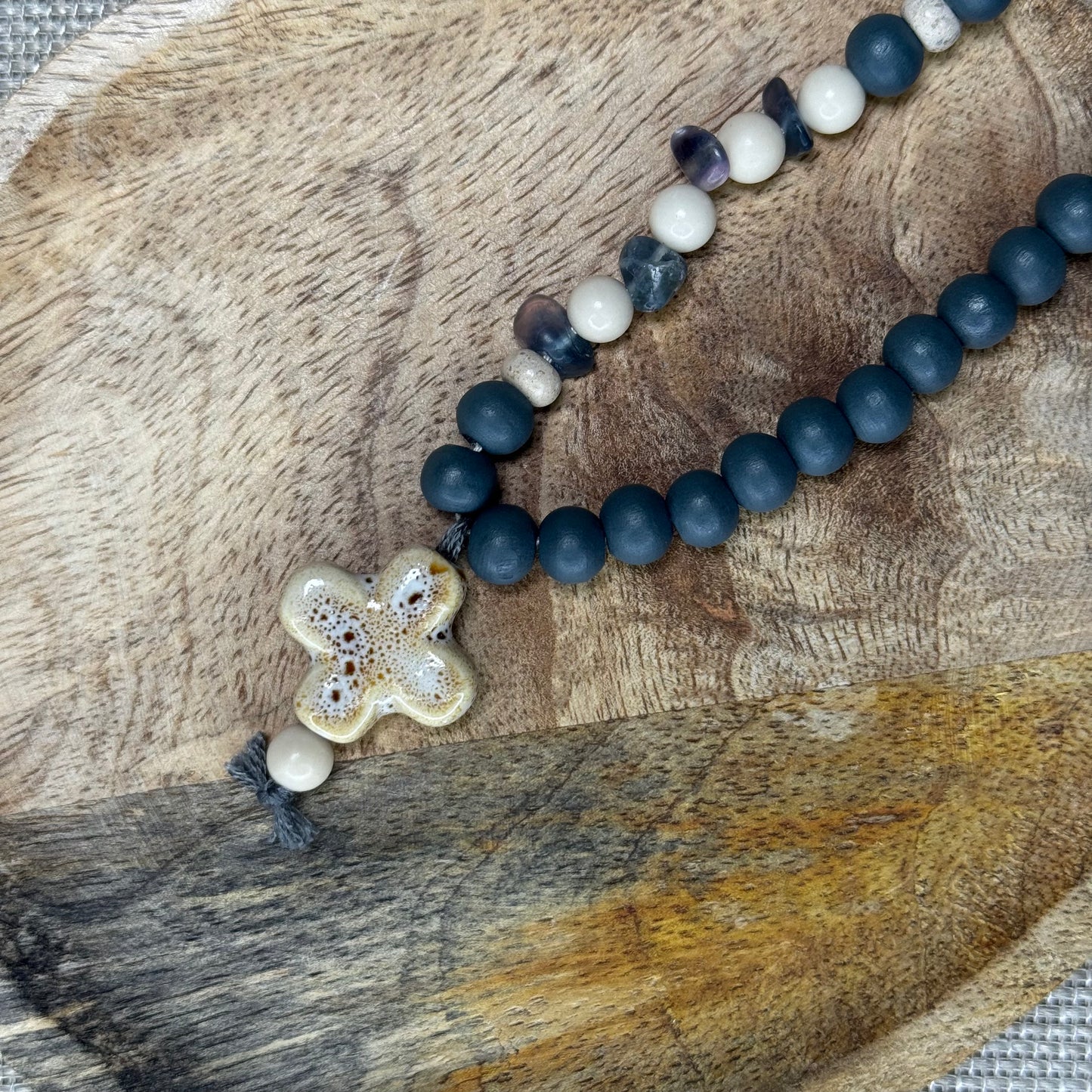 Mystic Oudh | Ketting | Hout | Natuursteen| Ouroboros By Soraya